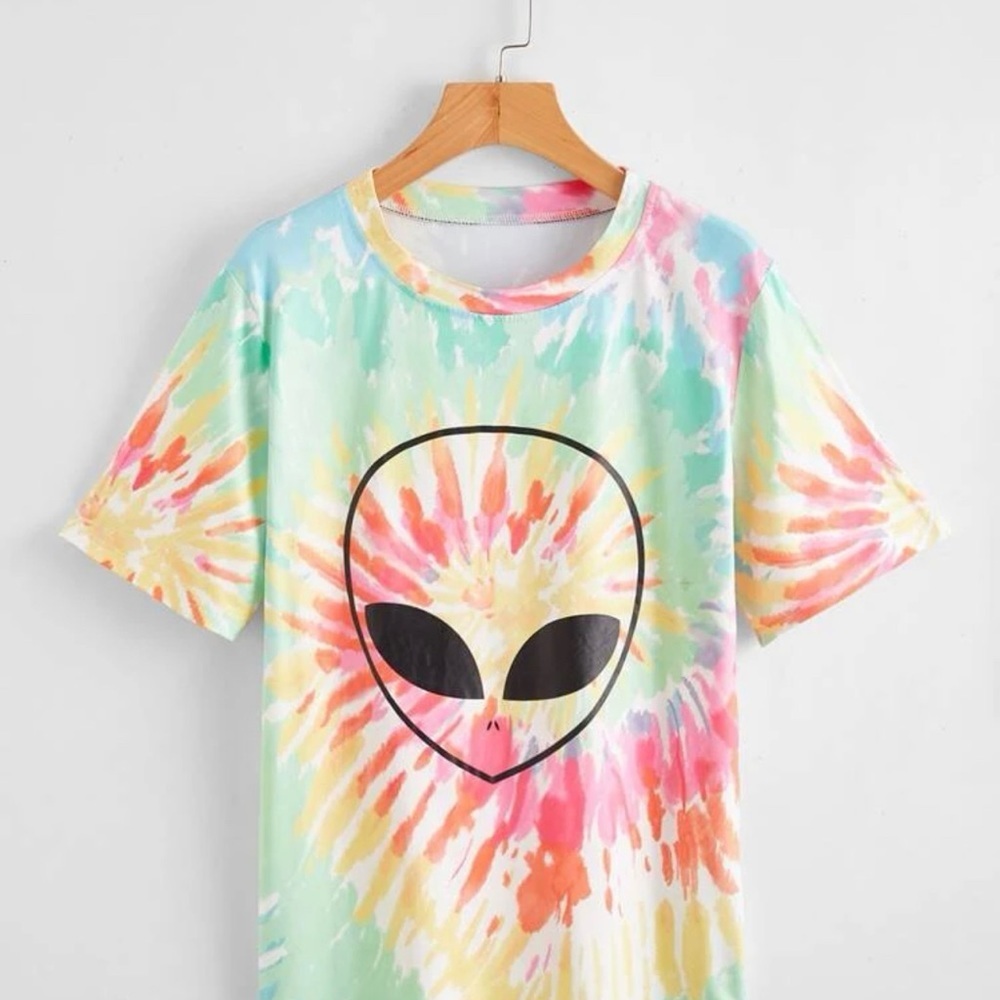 Tie Dye Alien 👽 Tee - Picture 3 of 4